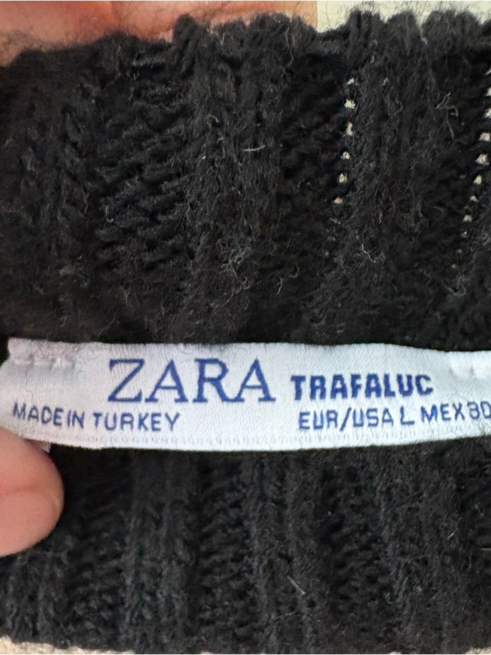Zara Beige Crewneck Sweatshirt with Black Ribbed Collar - Picture 2 of 4